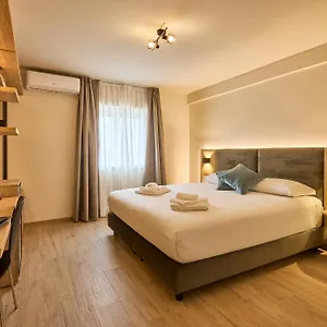 Couette-café Relais Tiburtina Rome