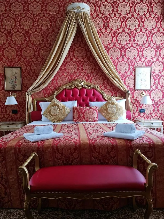 Guest house Friendly Venice Suites