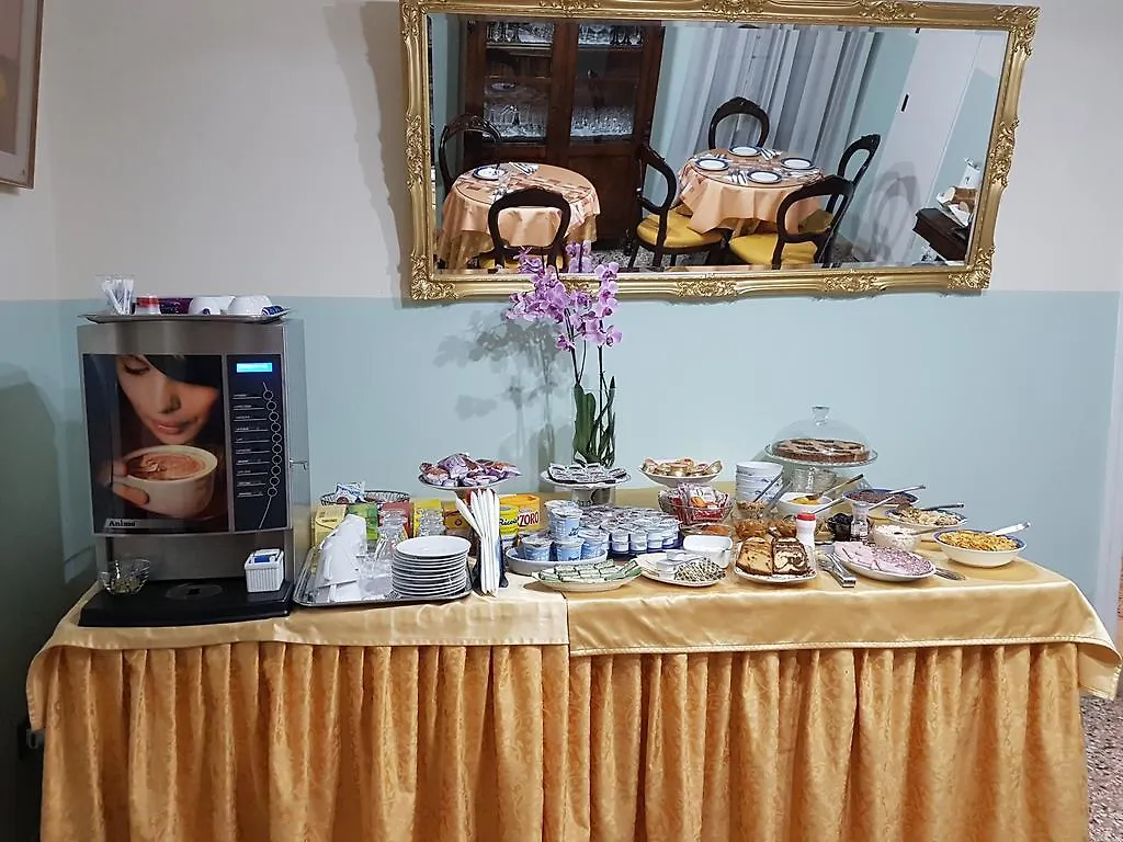Guest house Friendly Venice Suites